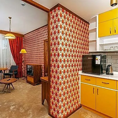 Hotel 74 3*